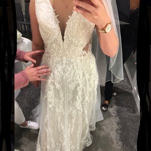 Galina Signature Wedding Dress